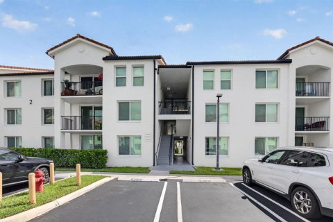 Condo in Boynton Beach, Florida, 2 bedrooms  № 2420748 - photo 3