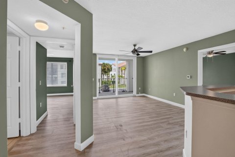 Condo in Boynton Beach, Florida, 2 bedrooms  № 2420748 - photo 7