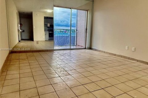 Copropriété à louer à Miami, Floride: 1 chambre, 54.91 m2 № 2385093 - photo 3