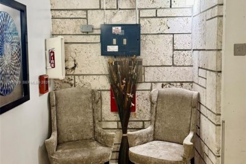 Copropriété à louer à Miami, Floride: 1 chambre, 54.91 m2 № 2385093 - photo 10