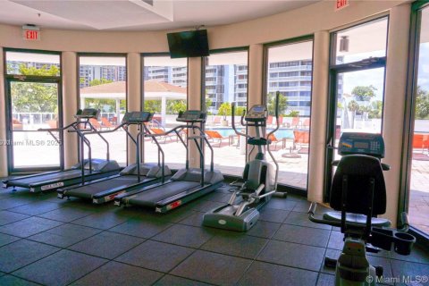 Condo in Aventura, Florida, 2 bedrooms  № 1760877 - photo 13