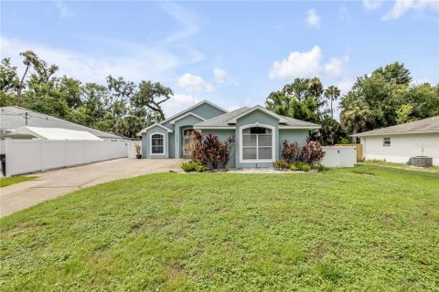 Villa ou maison à vendre à New Smyrna Beach, Floride: 3 chambres, 206.89 m2 № 1835038 - photo 9