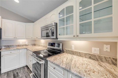 Villa ou maison à vendre à New Smyrna Beach, Floride: 3 chambres, 206.89 m2 № 1835038 - photo 30