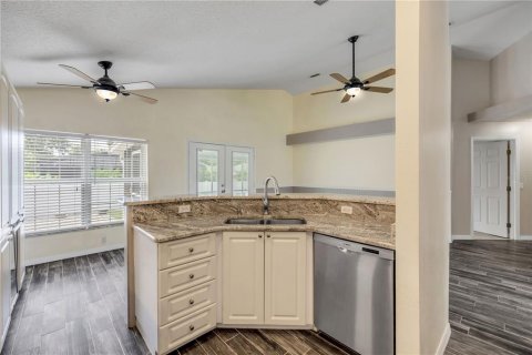 Villa ou maison à vendre à New Smyrna Beach, Floride: 3 chambres, 206.89 m2 № 1835038 - photo 26