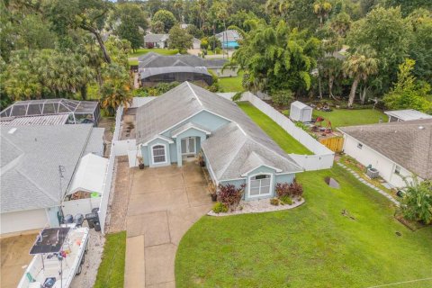 Villa ou maison à vendre à New Smyrna Beach, Floride: 3 chambres, 206.89 m2 № 1835038 - photo 8