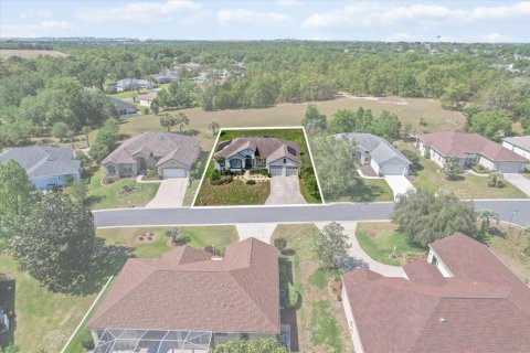House in Beverly Hills, Florida 2 bedrooms, 184.04 sq.m. № 1648357 - photo 3