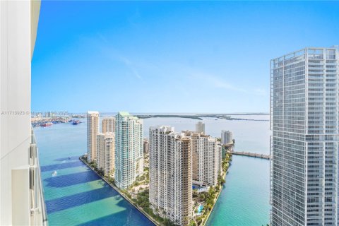 Condominio en venta en Miami, Florida, 2 dormitorios, 198.16 m2 № 1467756 - foto 3