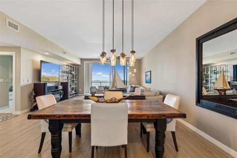 Copropriété à vendre à Clearwater, Floride: 2 chambres, 186.08 m2 № 2107011 - photo 19