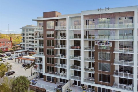 Copropriété à vendre à Clearwater, Floride: 2 chambres, 186.08 m2 № 2107011 - photo 2