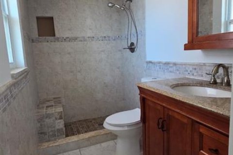House in Cape Coral, Florida 3 bedrooms, 150.69 sq.m. № 2201847 - photo 16