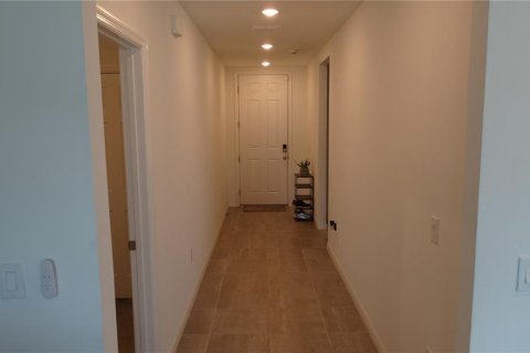 House in Kissimmee, Florida 3 bedrooms, 139.91 sq.m. № 2210513 - photo 10