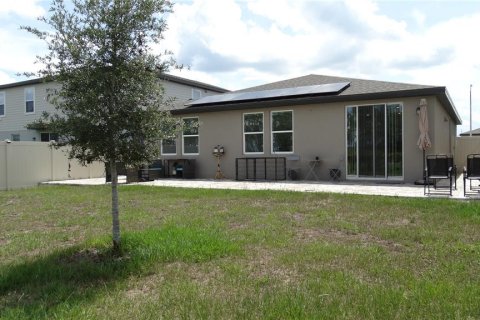 House in Kissimmee, Florida 3 bedrooms, 139.91 sq.m. № 2210513 - photo 13