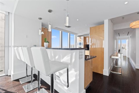 Снять в аренду кондоминиум в Майами-Бич, Флорида 2 спальни, 131.92м2, № 1990633 - фото 10