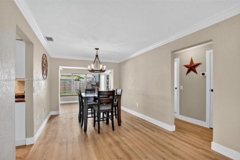 Casa en venta en Sunrise, Florida, 2 dormitorios, 133.59 m2 № 1950721 - foto 7