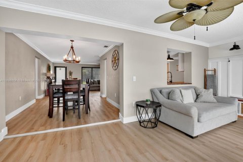 Casa en venta en Sunrise, Florida, 2 dormitorios, 133.59 m2 № 1950721 - foto 17
