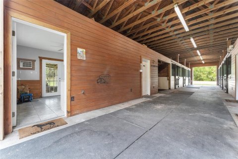 Villa ou maison à louer à Morriston, Floride: 40.13 m2 № 1750277 - photo 9