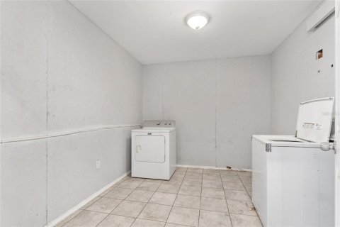 Villa ou maison à louer à Morriston, Floride: 40.13 m2 № 1750277 - photo 24