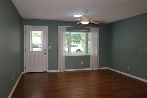 House in Ocala, Florida 2 bedrooms, 132.29 sq.m. № 1801785 - photo 4