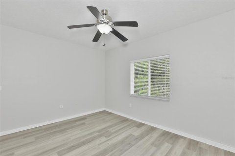 Condo in Riverview, Florida, 3 bedrooms № 2207919 - photo 9