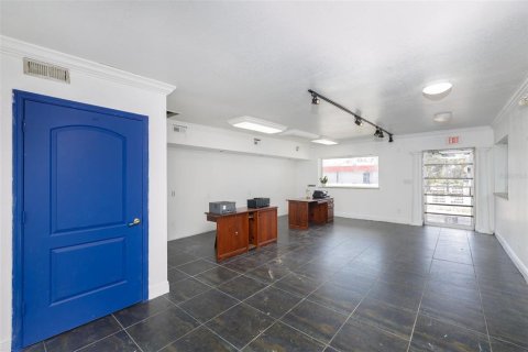 Propiedad comercial en alquiler en Saint Petersburg, Florida № 1829711 - foto 5