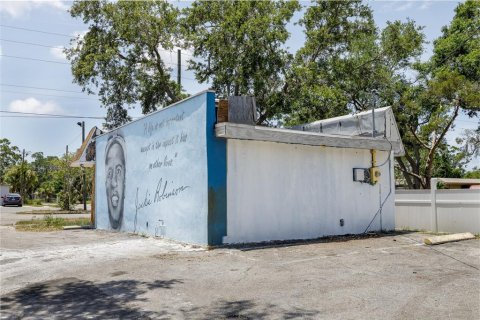 Propiedad comercial en alquiler en Saint Petersburg, Florida № 1829711 - foto 6