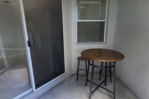 Adosado en alquiler en Miami, Florida, 3 dormitorios, 120.77 m2 № 1922559 - foto 25