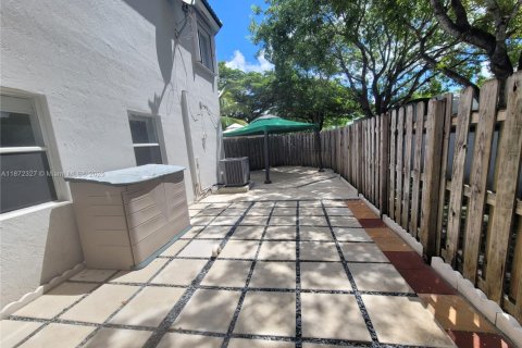 Adosado en alquiler en Miami, Florida, 3 dormitorios, 120.77 m2 № 1922559 - foto 28