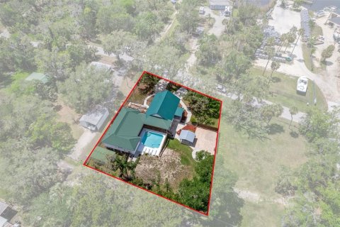 House in Homosassa, Florida 3 bedrooms, 190.45 sq.m. № 2227242 - photo 4