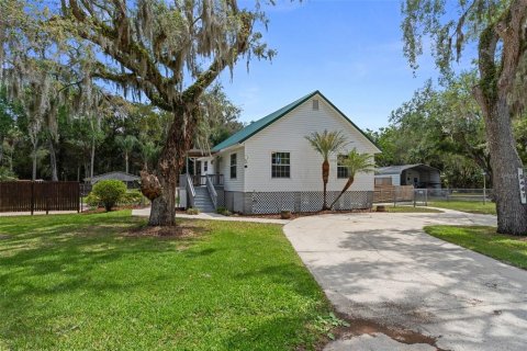 House in Homosassa, Florida 3 bedrooms, 190.45 sq.m. № 2227242 - photo 8
