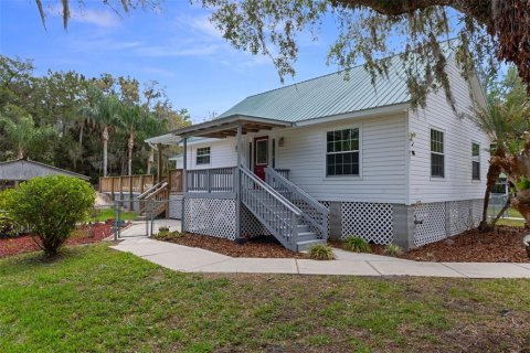 House in Homosassa, Florida 3 bedrooms, 190.45 sq.m. № 2227242 - photo 11