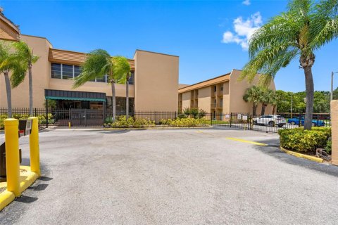 Condominio en venta en Tampa, Florida, 2 dormitorios, 101.64 m2 № 1885784 - foto 2
