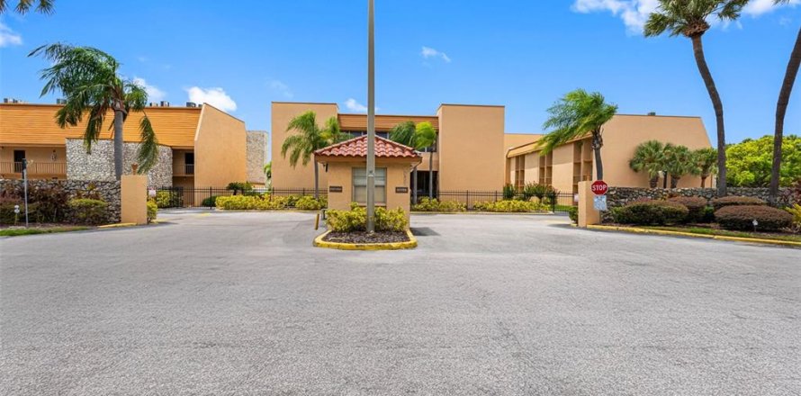 Condominio en Tampa, Florida, 2 dormitorios  № 1885784