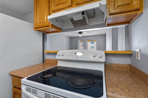 Condominio en venta en Tampa, Florida, 2 dormitorios, 101.64 m2 № 1885784 - foto 11