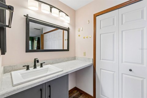 Condo in Winter Park, Florida, 3 bedrooms  № 2215344 - photo 17