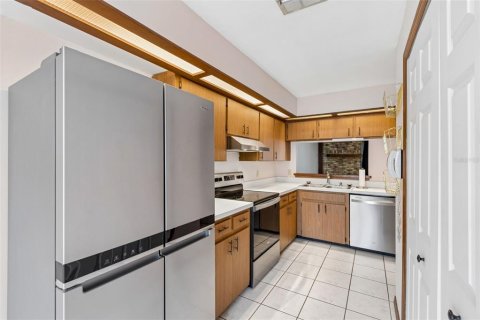 Condo in Winter Park, Florida, 3 bedrooms  № 2215344 - photo 6