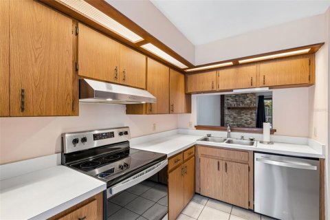 Condo in Winter Park, Florida, 3 bedrooms  № 2215344 - photo 5