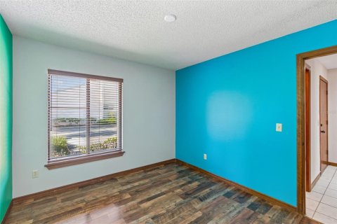 Condo in Winter Park, Florida, 3 bedrooms  № 2215344 - photo 20