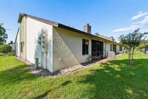 Condo in Winter Park, Florida, 3 bedrooms  № 2215344 - photo 25