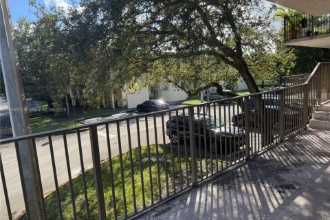 Copropriété à louer à Davie, Floride: 2 chambres, 102.19 m2 № 1954833 - photo 12