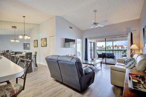 Condominio en venta en Sebring, Florida, 2 dormitorios, 91.32 m2 № 2212366 - foto 9