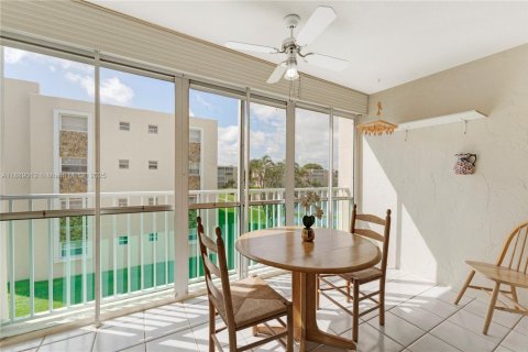 Condominio en venta en Dania Beach, Florida, 1 dormitorio, 74.32 m2 № 1948900 - foto 24