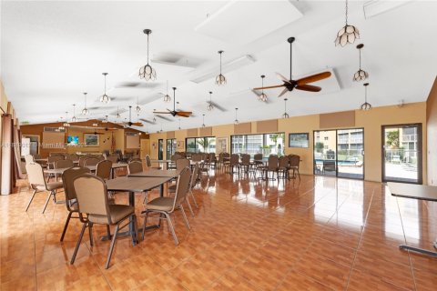 Condominio en venta en Dania Beach, Florida, 1 dormitorio, 74.32 m2 № 1948900 - foto 29