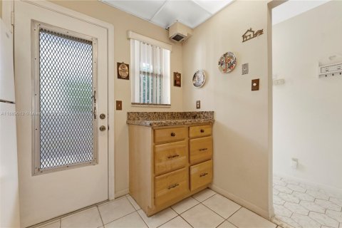 Condominio en venta en Dania Beach, Florida, 1 dormitorio, 74.32 m2 № 1948900 - foto 6