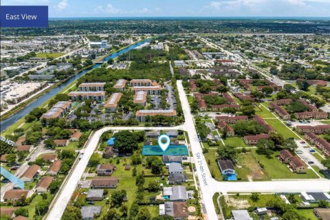 Propiedad comercial en venta en Miami, Florida № 2154704 - foto 2