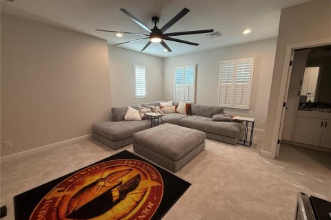 House in San Antonio, Florida 5 bedrooms, 291.53 sq.m. № 2211048 - photo 22