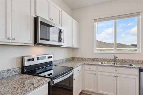 House in Mascotte, Florida 3 bedrooms, 142.79 sq.m. № 2110324 - photo 14