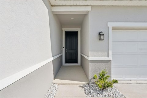 House in Mascotte, Florida 3 bedrooms, 142.79 sq.m. № 2110324 - photo 3
