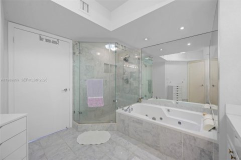 Купить кондоминиум в Авентура, Флорида 2 спальни, 135.64м2, № 2051809 - фото 18
