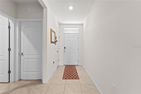 House in Haines City, Florida 4 bedrooms, 173.45 sq.m. № 1825100 - photo 8
