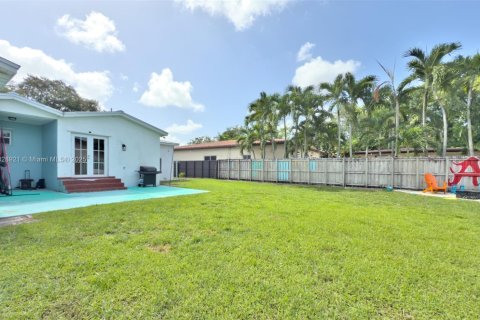 Casa en venta en Miami Springs, Florida, 3 dormitorios, 154.5 m2 № 1821590 - foto 30